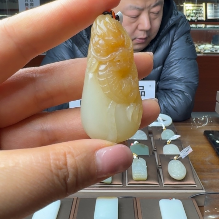 和田玉吊坠(不含链)未镶嵌