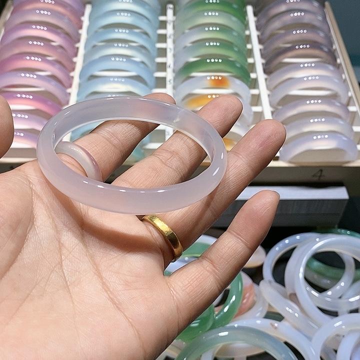 【闪购商品】玛瑙/玉髓手镯未镶嵌