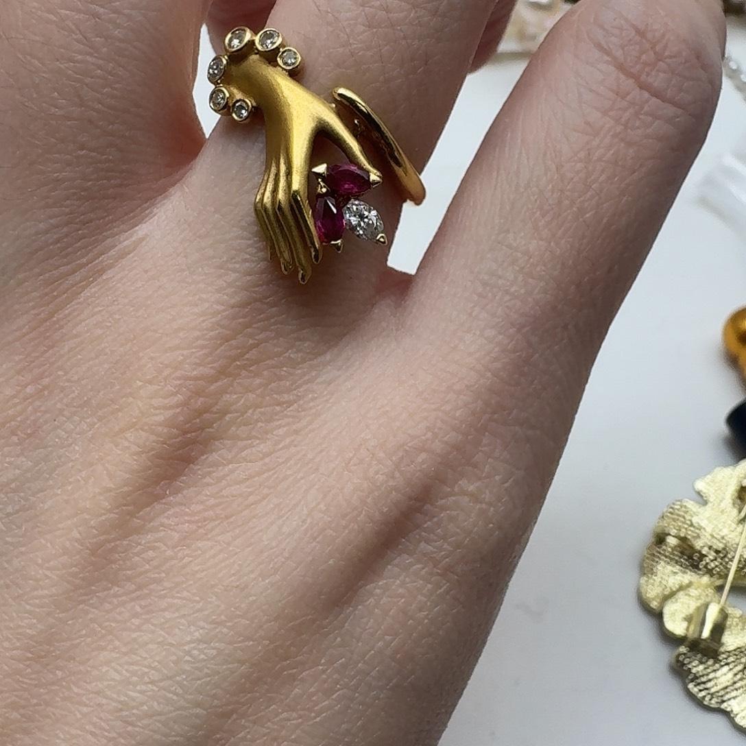 红宝石未镶嵌戒指