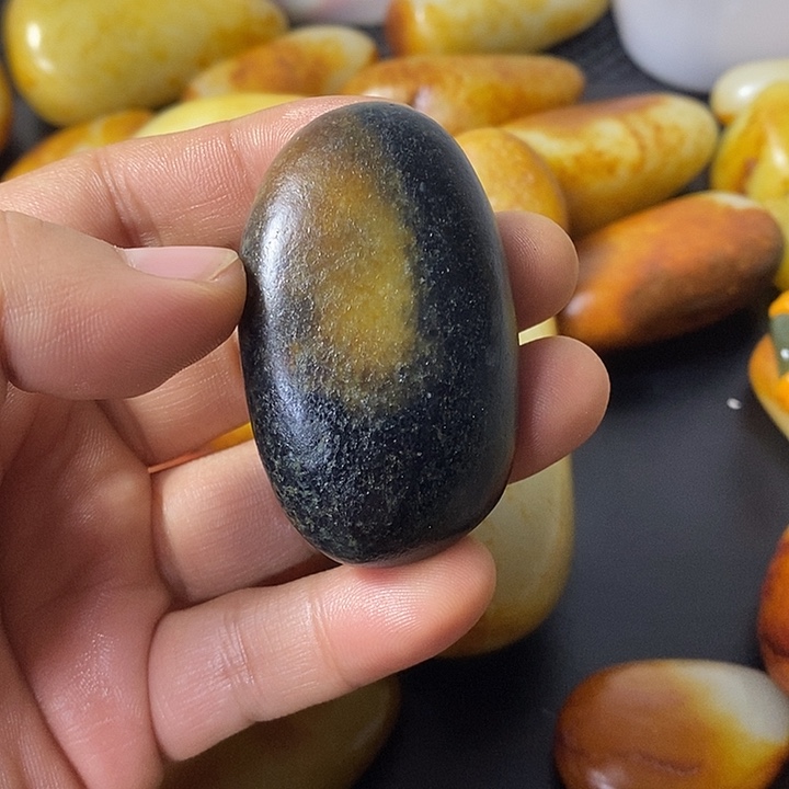 用***6和田玉未镶嵌挂件