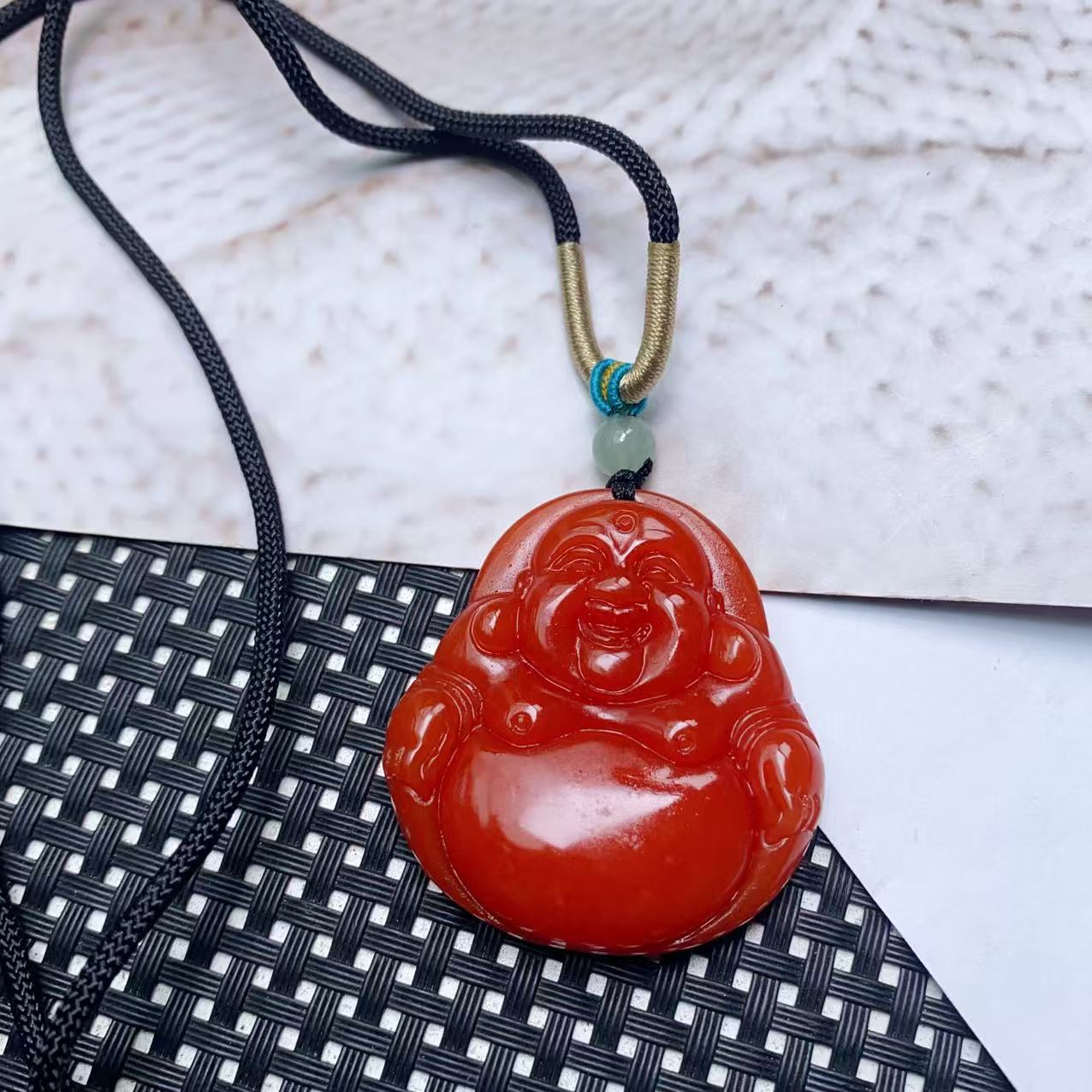 B641红色佛公项链吊坠