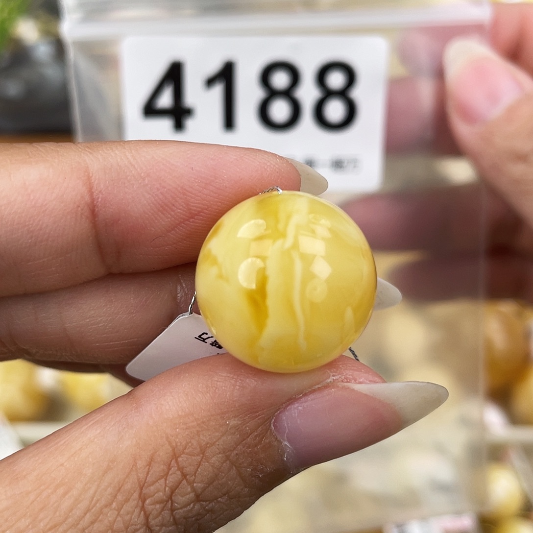 蜜蜡未镶嵌裸石18.5