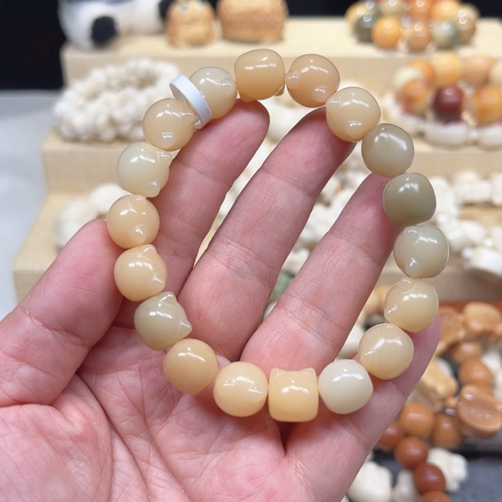 菩提根/象牙果手串猫头缅料 微瑕2-17-55