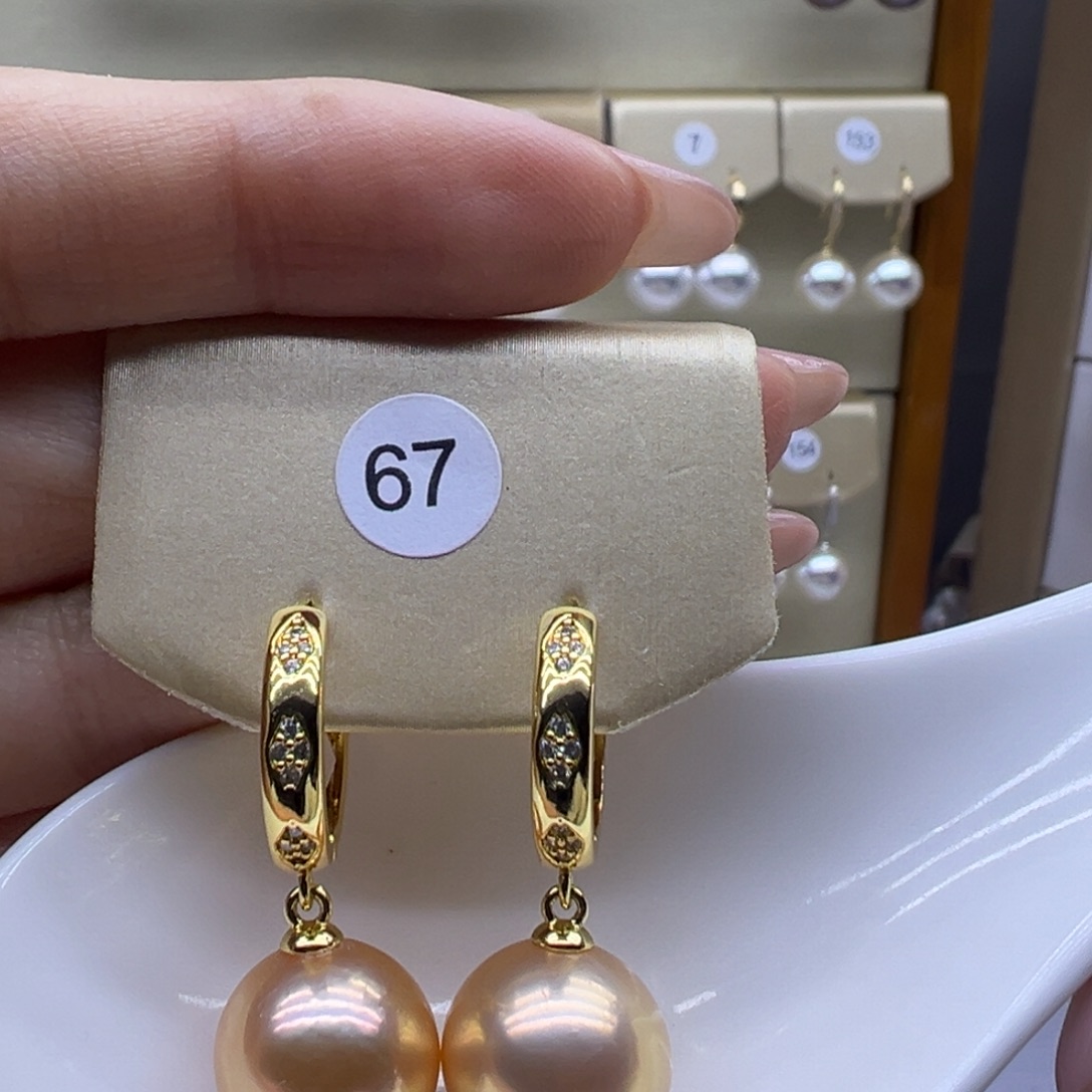 淡水珍珠未镶嵌耳饰