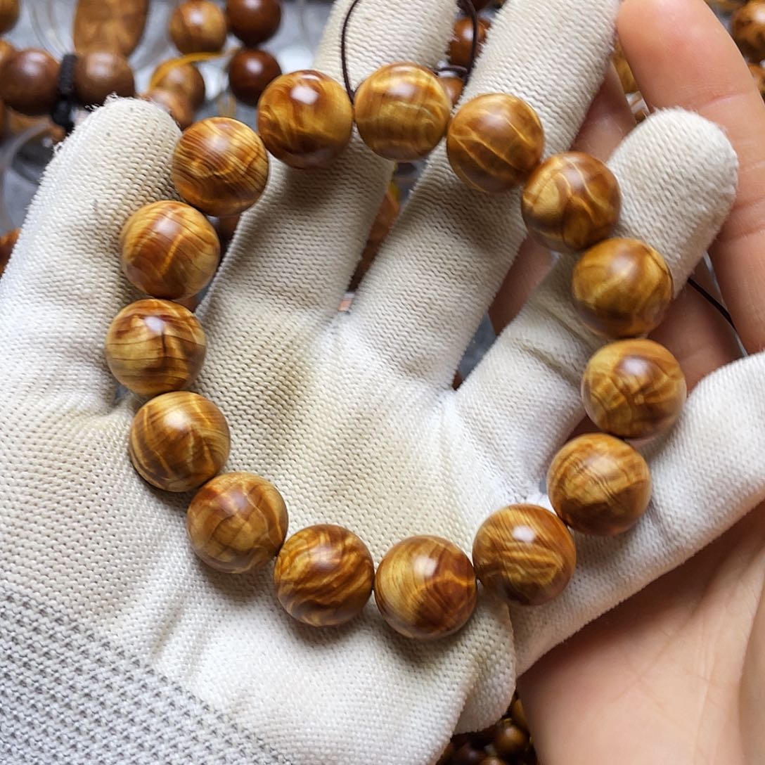 开***牛手串/手链柏木太行崖柏陈化1.5黄金龙胆闪