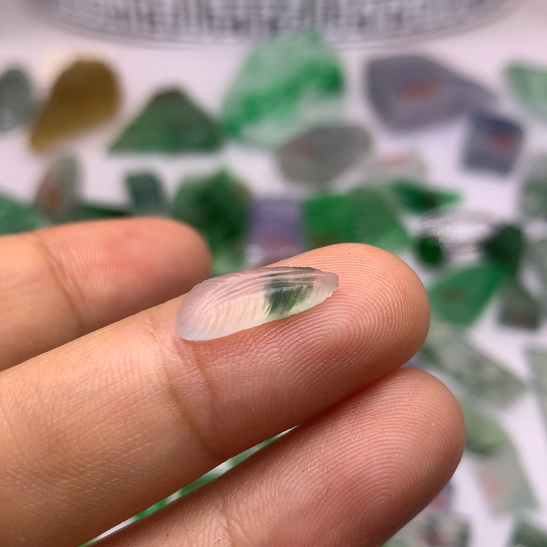 定制翡翠未镶嵌天然翡翠定制