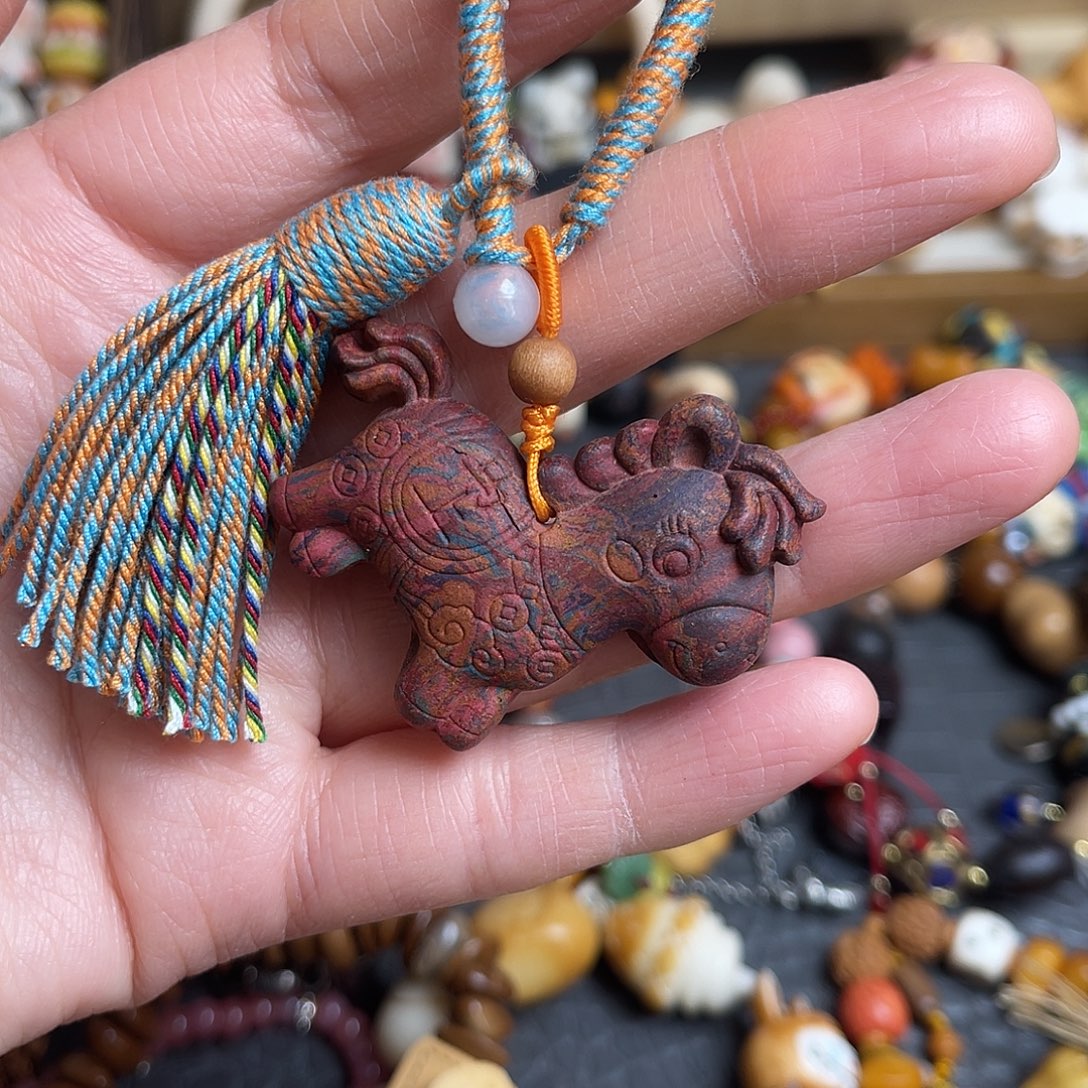 小***）合成碳硅石非金属原创设计制作