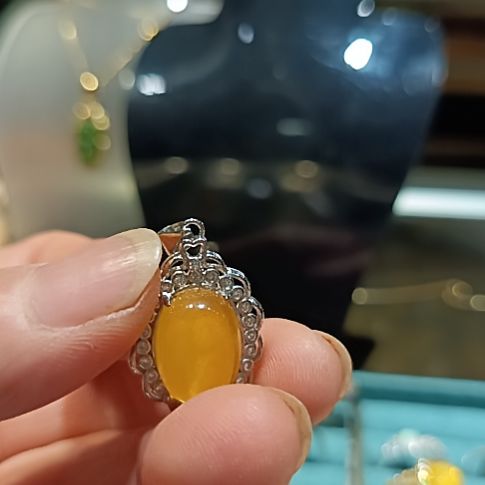 金珀吊坠(赠链)银S925镶嵌
