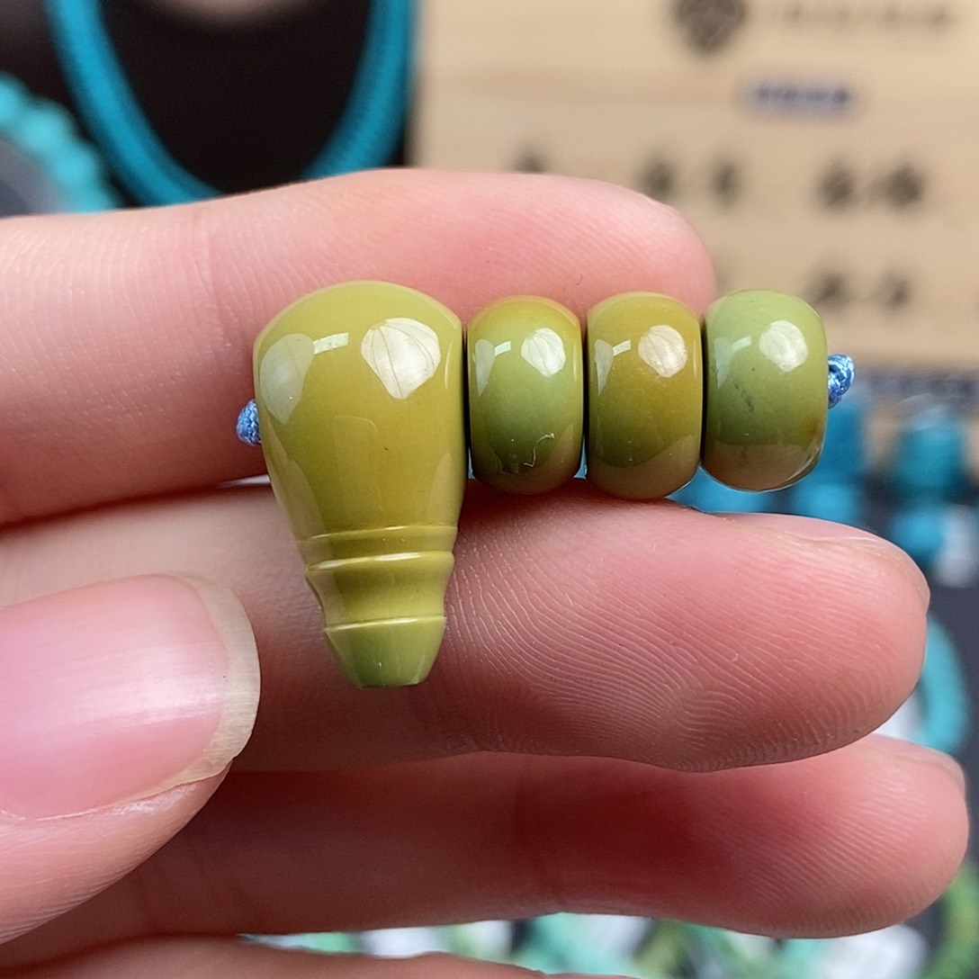 绿松石雕刻未镶嵌