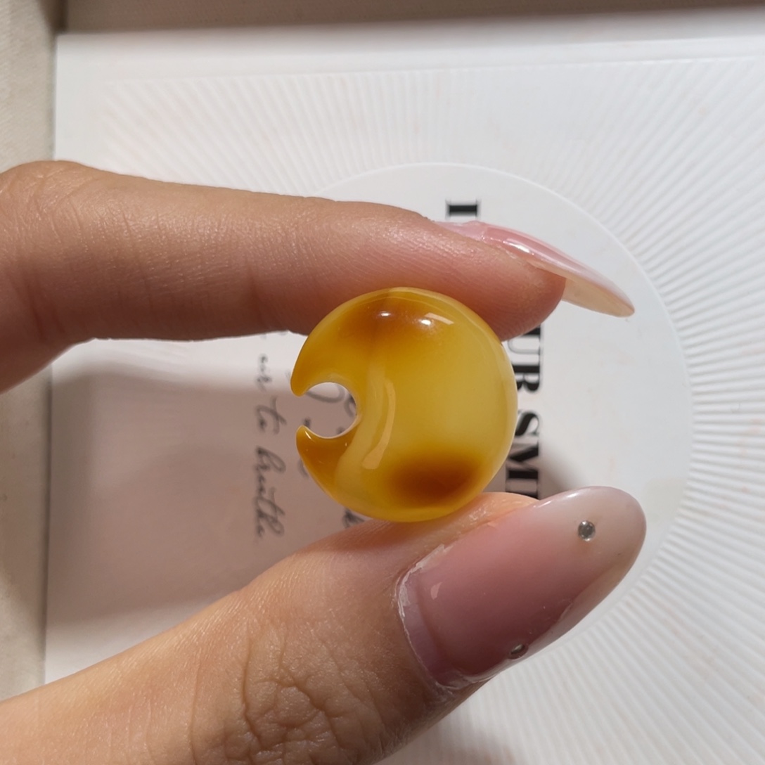 琥珀未镶嵌裸石月亮