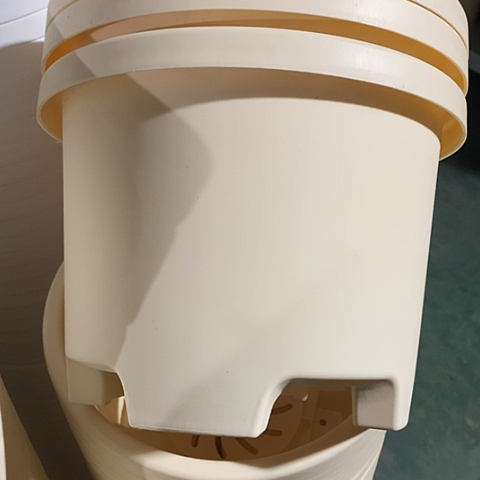 树脂球根盆3号米黄无托3个