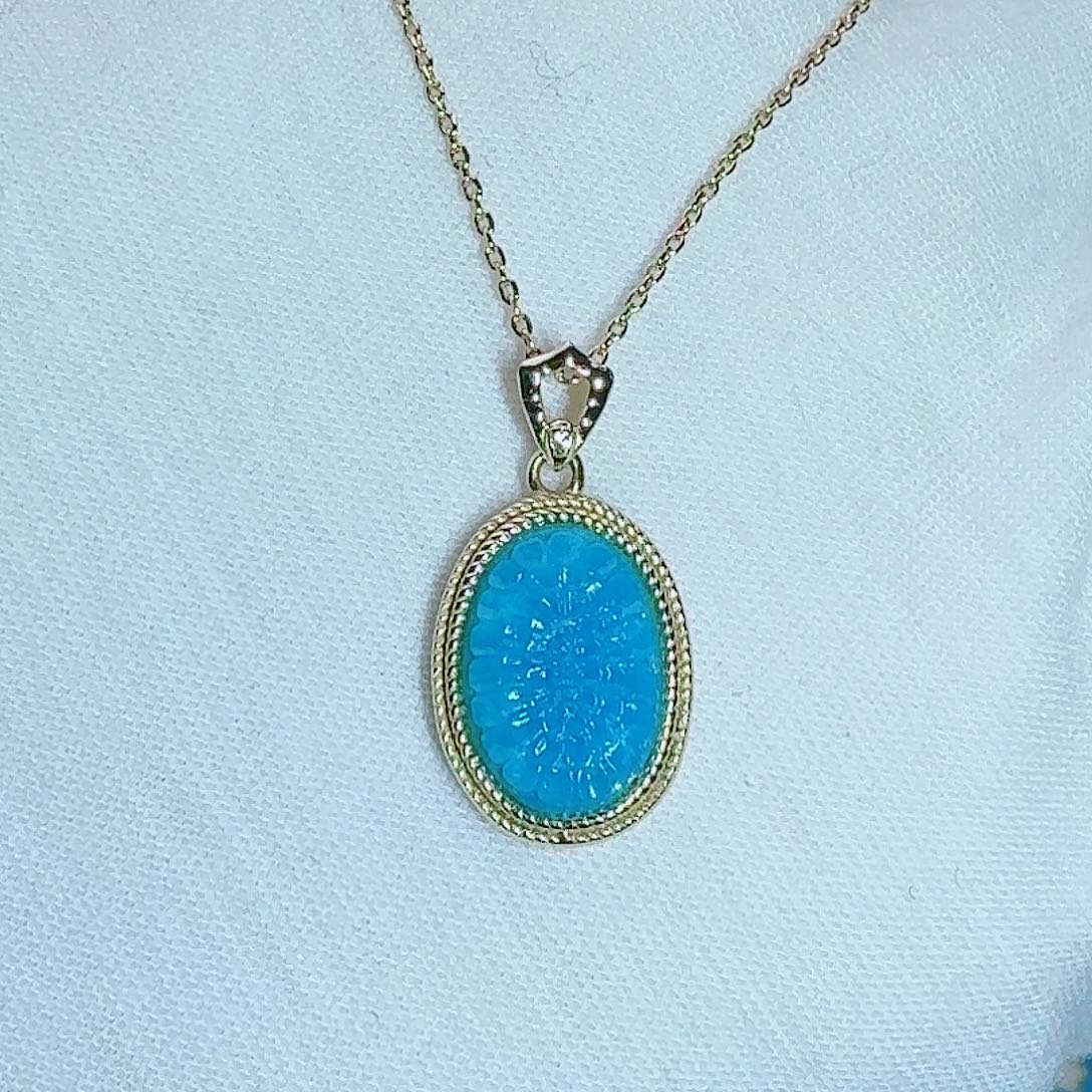 绿松石未镶嵌珠宝奇石玉华蓝格桑花项链