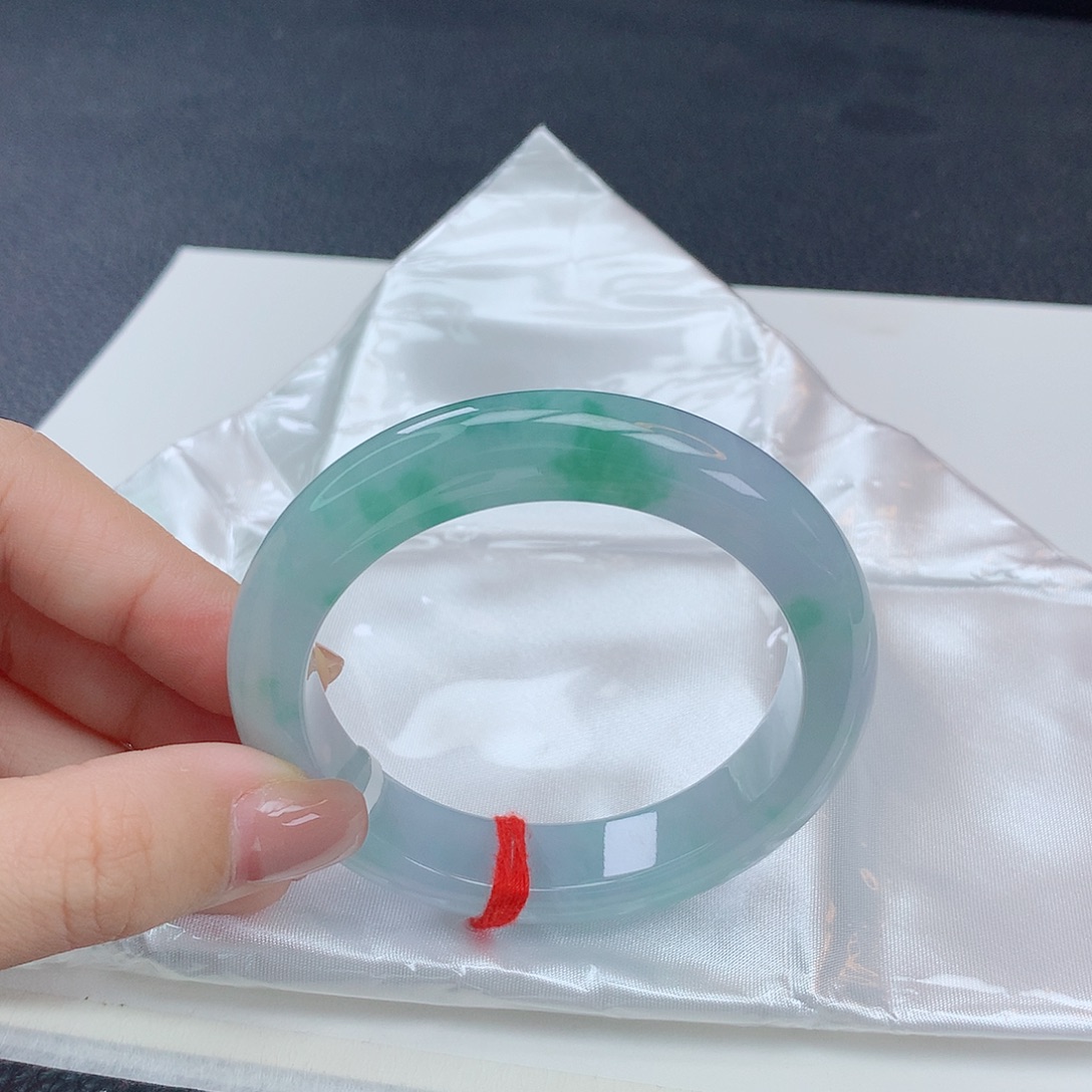 翡翠手镯未镶嵌翡翠661023