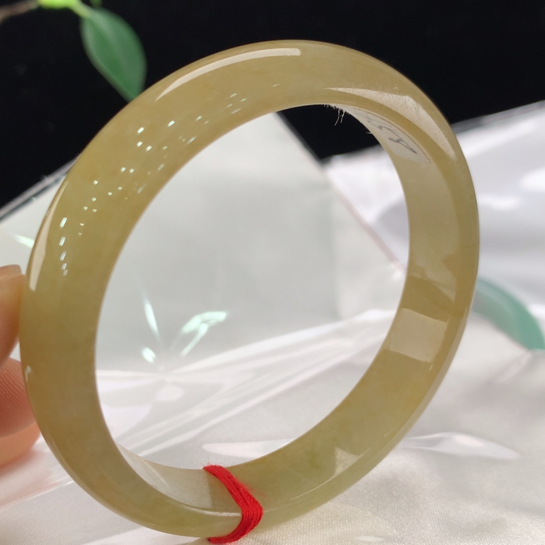 翡翠手镯未镶嵌111-0658