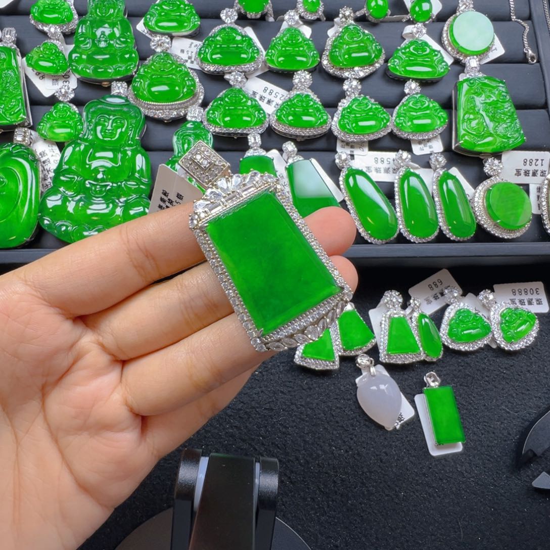 翡翠银S925镶嵌颈饰