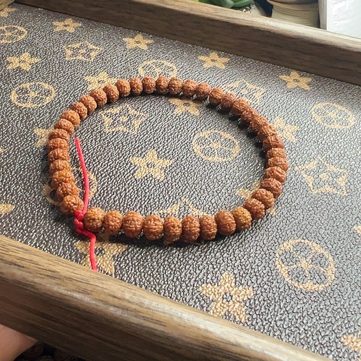 夏***雨金刚菩提手串飞碟六瓣手持单圈