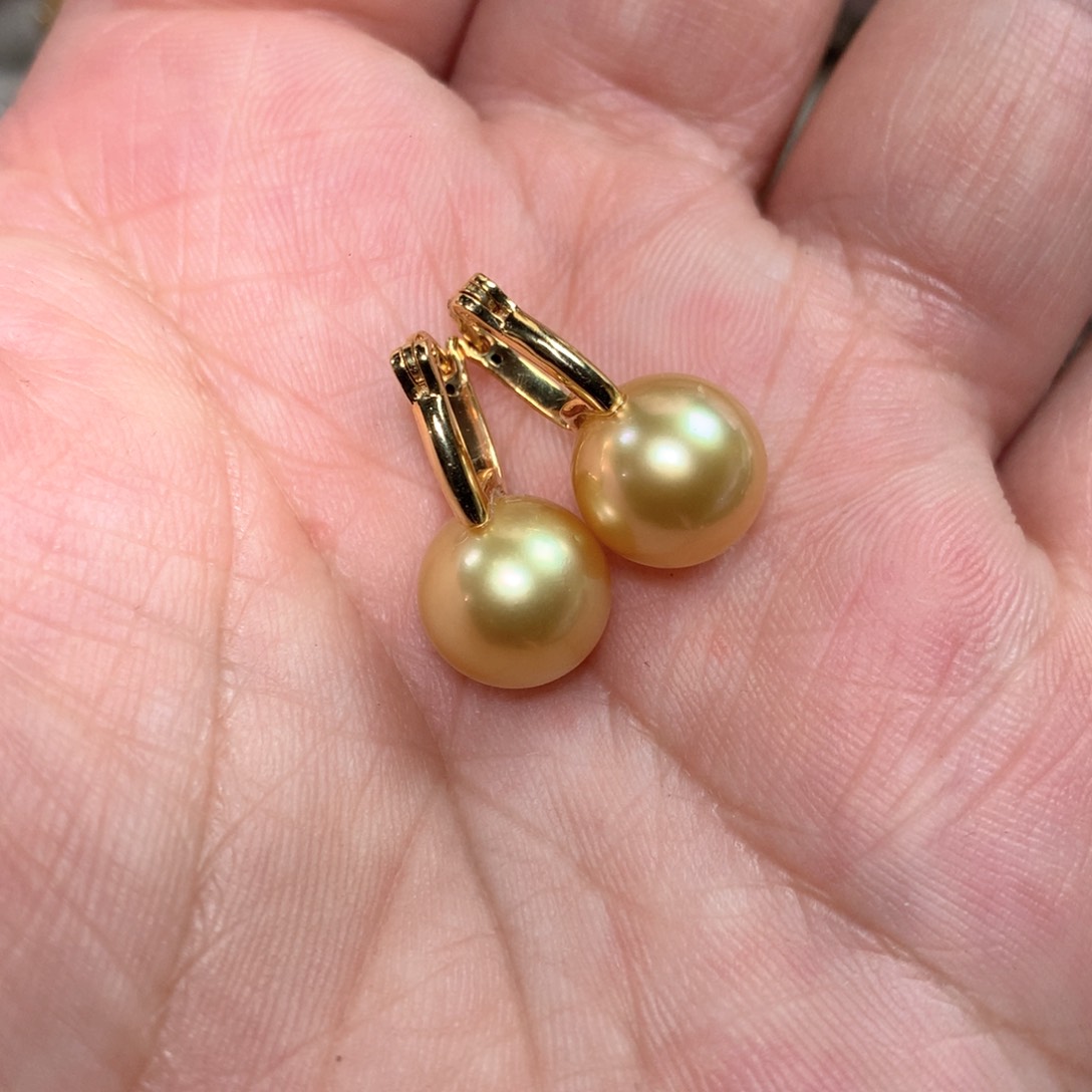 海水珍珠耳饰18K金镶嵌
