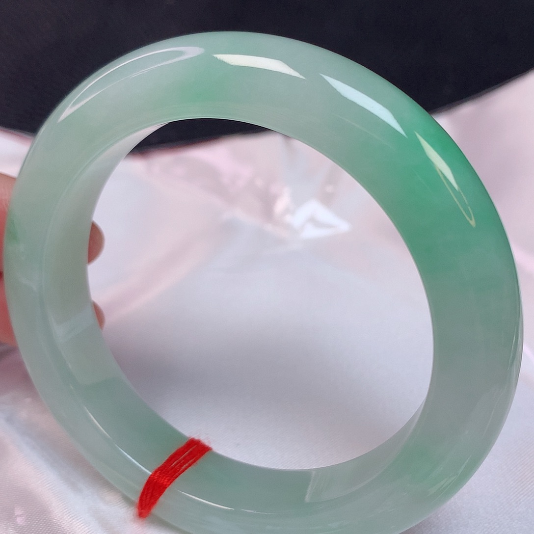 翡翠手镯未镶嵌55 翡翠手镯