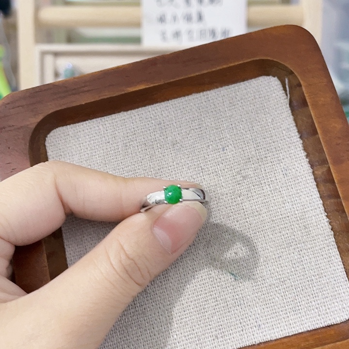 翡翠未镶嵌颈饰天然翡翠Ａ货