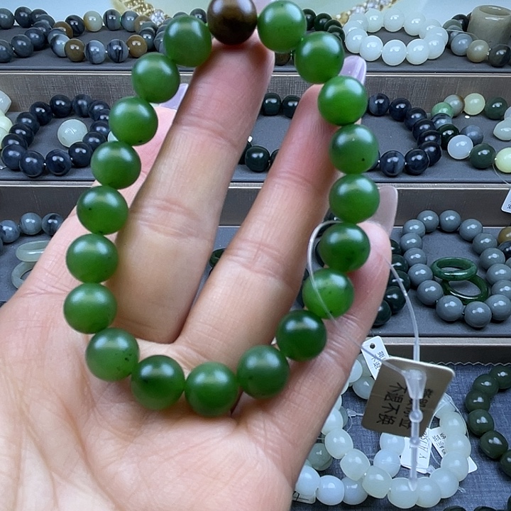 和田玉未镶嵌手链