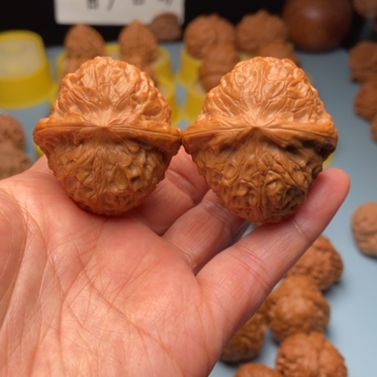 文玩核桃吊坠南瓜墩精对 39.5 41.2 40.4克