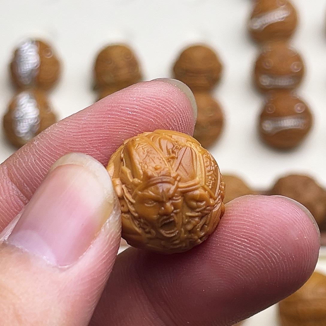 猴头核桃吊坠黑白无常17