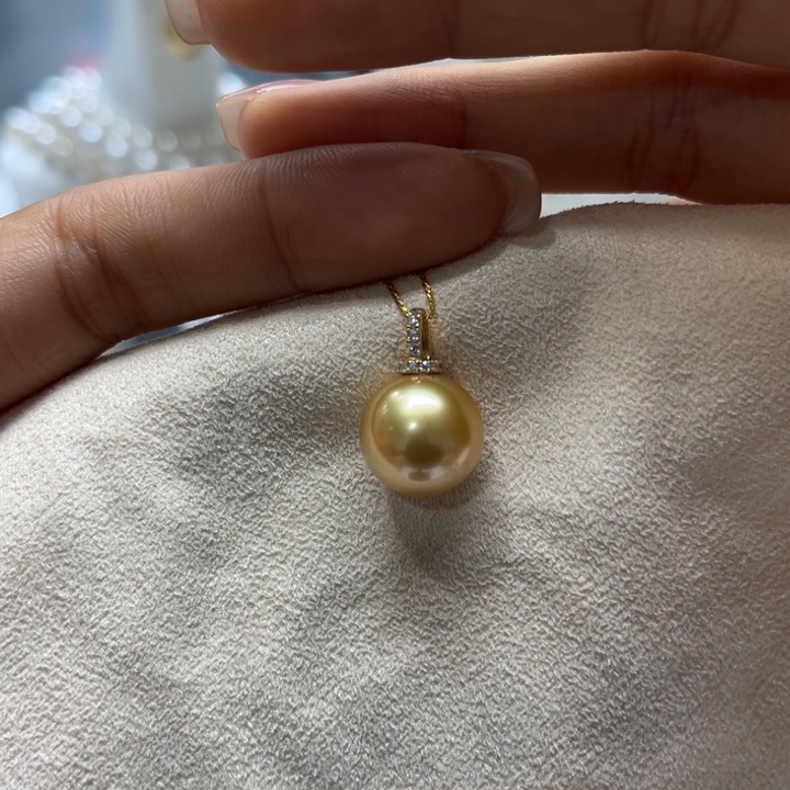 18K金镶嵌海水珍珠吊坠(不含链)12-13mm