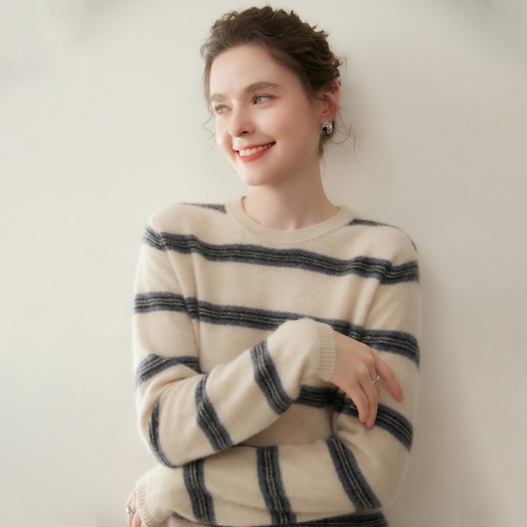 高端羊绒衫加厚女山羊绒经典条纹毛衣圆领针织衫宽松休闲打底衫