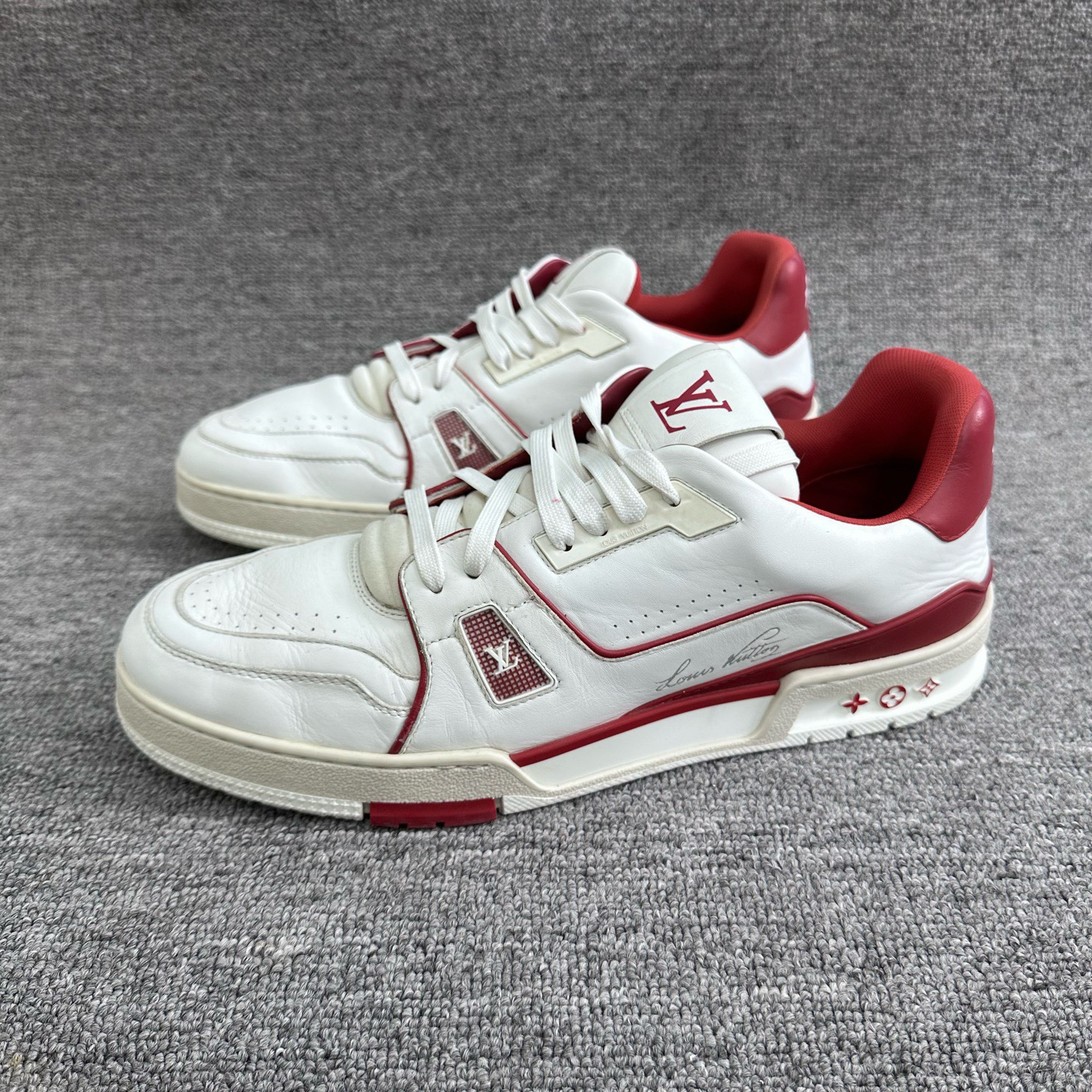95新 LouisVuitton/路易威登 45码trainer初代白红休闲鞋 很新305