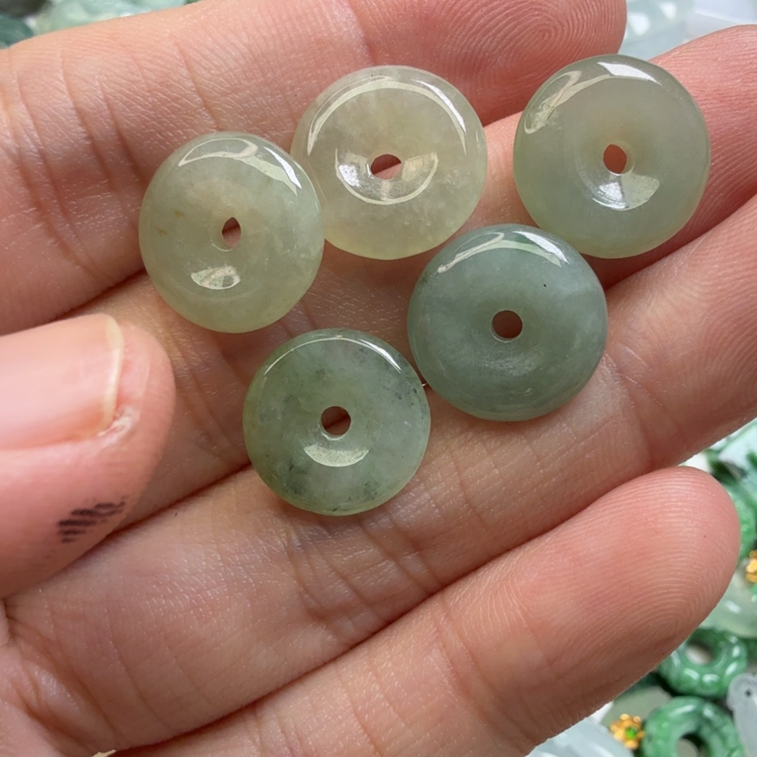 @***浆翡翠未镶嵌颈饰26