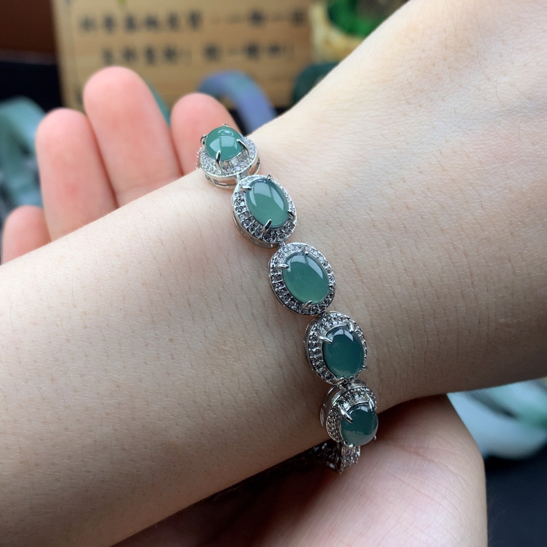 未镶嵌手链翡翠翡翠手链