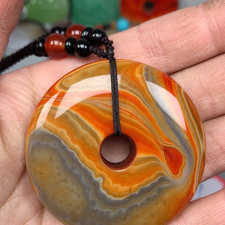 新****玛瑙/玉髓未镶嵌颈饰