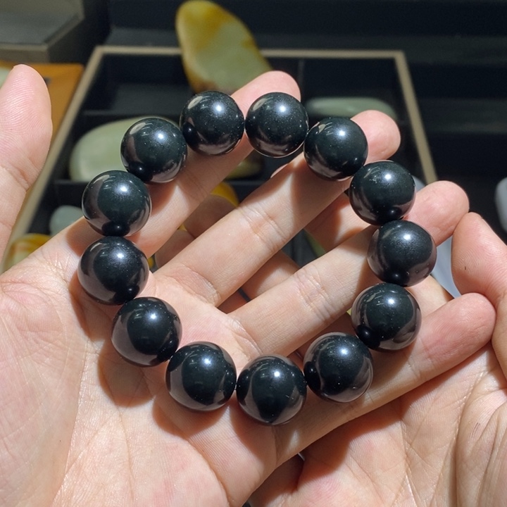 和田玉未镶嵌颈饰柳**我