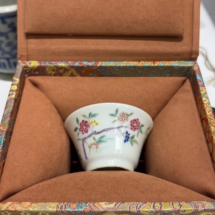 玩***哥陶摆件精美的陶瓷摆件……