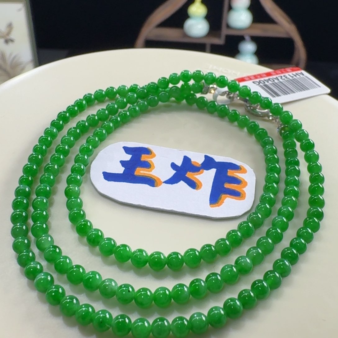 未镶嵌手串翡翠巨巨巨巨漏！王炸！冰满阳绿项链卡3.3不偏色！