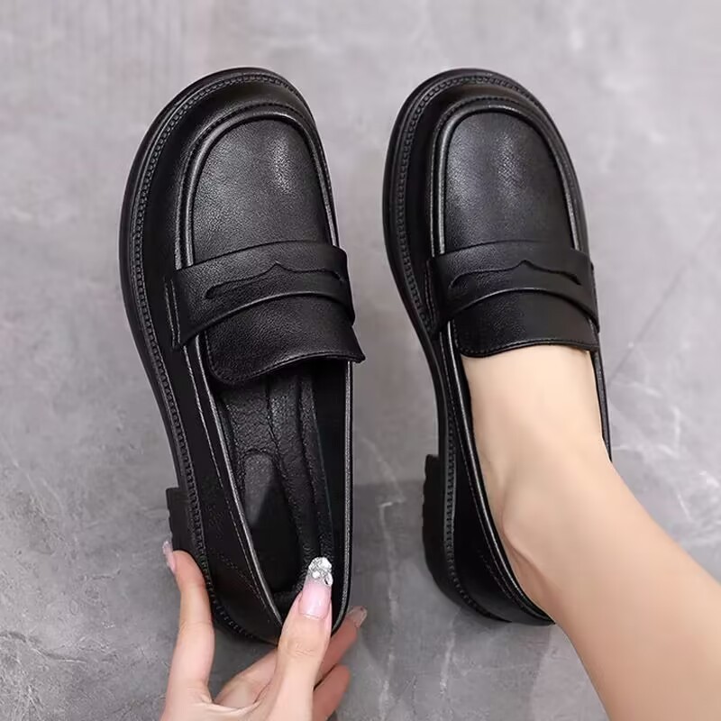 乐福鞋百搭春秋2025年新款妈妈鞋真软皮单鞋平底小皮鞋英伦女单鞋