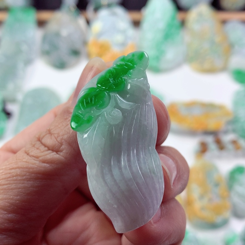 【闪购商品】翡翠吊坠(不含链)未镶嵌