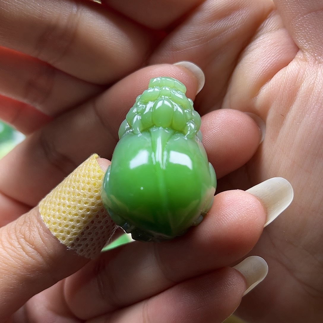 和田玉吊坠未镶嵌