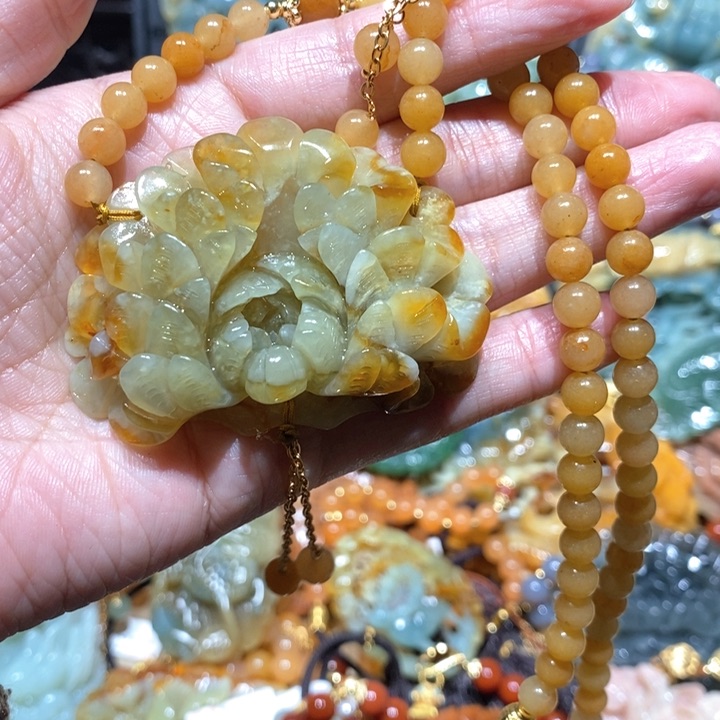 岫玉毛衣链未镶嵌