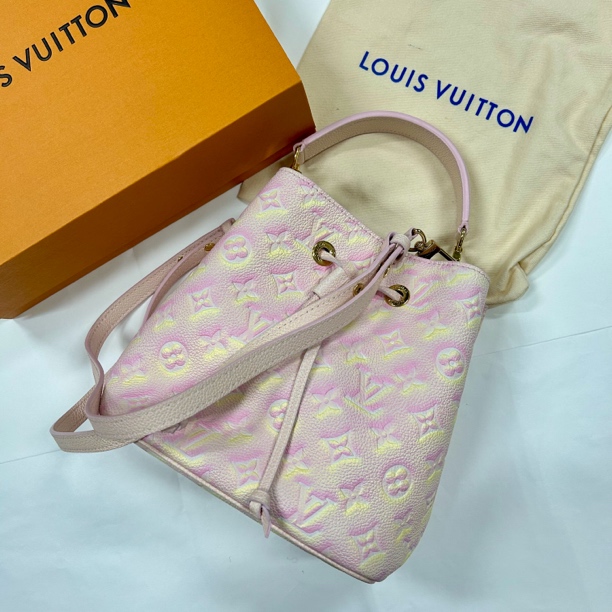 95新 LouisVuitton/路易威登 多多奢品/LV拼色水桶包/98新