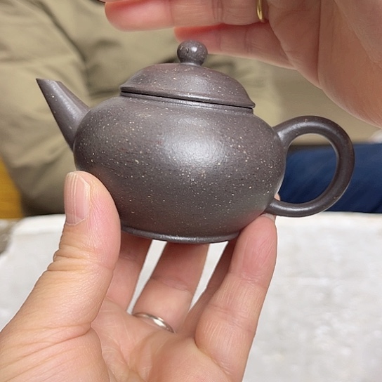 紫砂茶壶今天有幸和