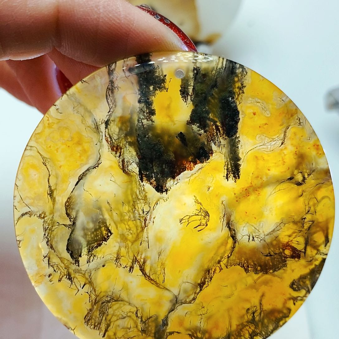 玛瑙/玉髓颈饰未镶嵌嘻**嘻