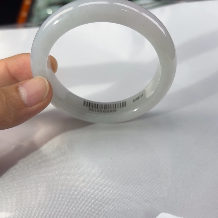 翡翠未镶嵌手镯56 117