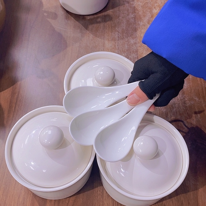 白瓷餐盘餐盘餐盘