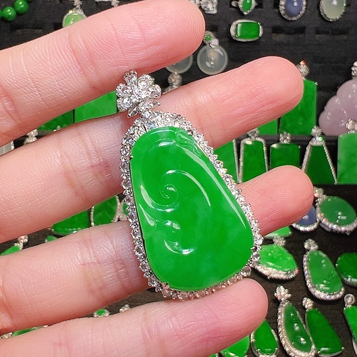 翡翠吊坠(不含链)18K金镶嵌紫*订金1