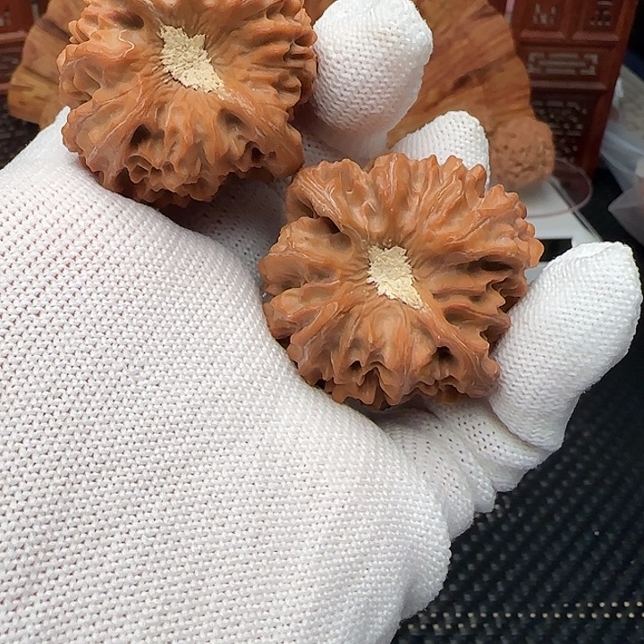 文玩核桃吊坠全品龙门涧42深坑凹底