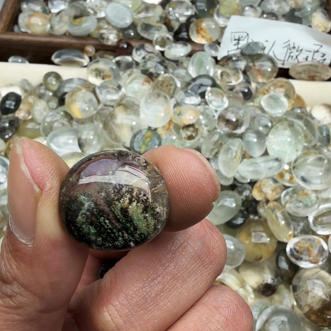 ****）水晶珠宝半成品未镶嵌