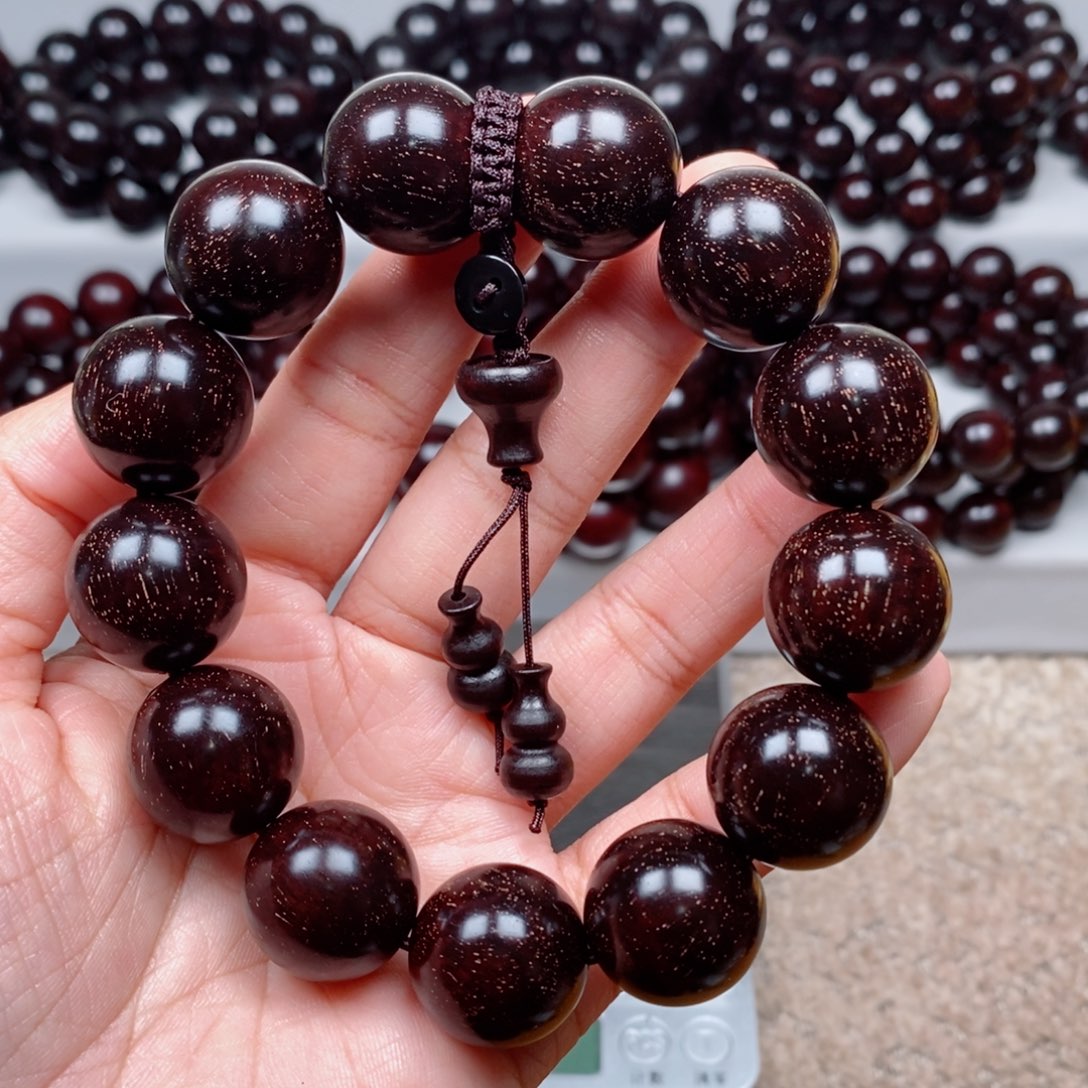 檀香紫檀（小叶紫檀）?****?1.8