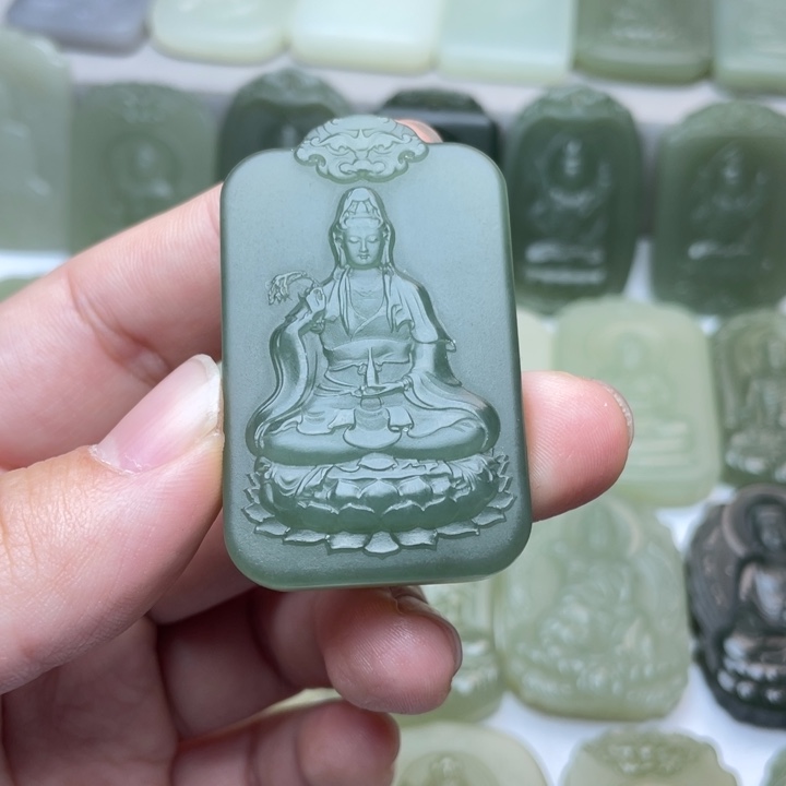 和田玉颈饰未镶嵌香***柴