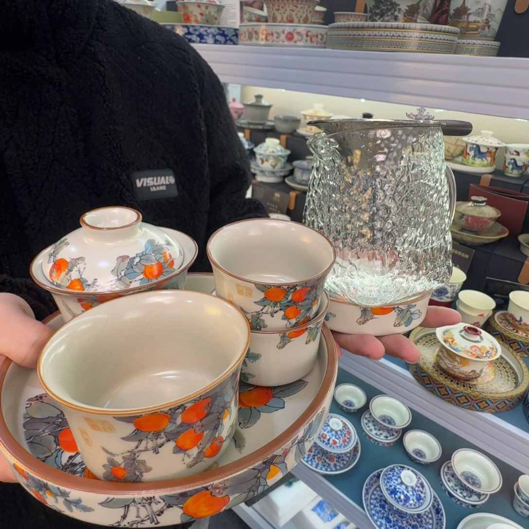 当代艺术家辞典等多